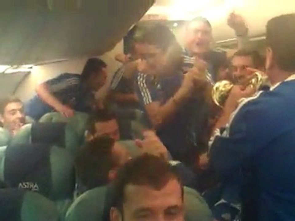 Panigirismoi sto aeroplano ths ethnikis omadas (1)