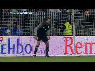 Vidić misses penalty kick against Slovenija