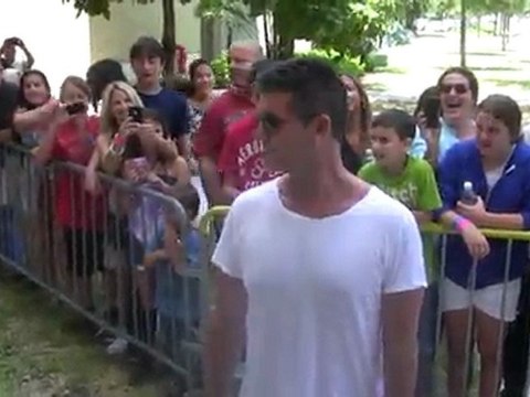 Simon Cowell Taking Relationship Advice from One Direction