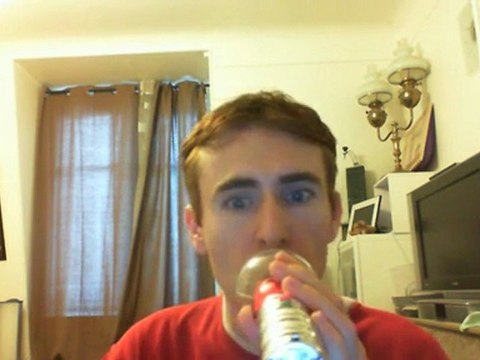 Wiwi égratigne tell me de P. Diddy & Christina Aguilera