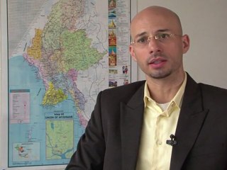 Birmanie: un célèbre dissident libéré, d'autres vont suivre