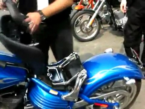 Harley Rocker's cool convertable seat