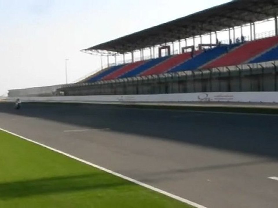 Carlos Checa impresses in Qatar