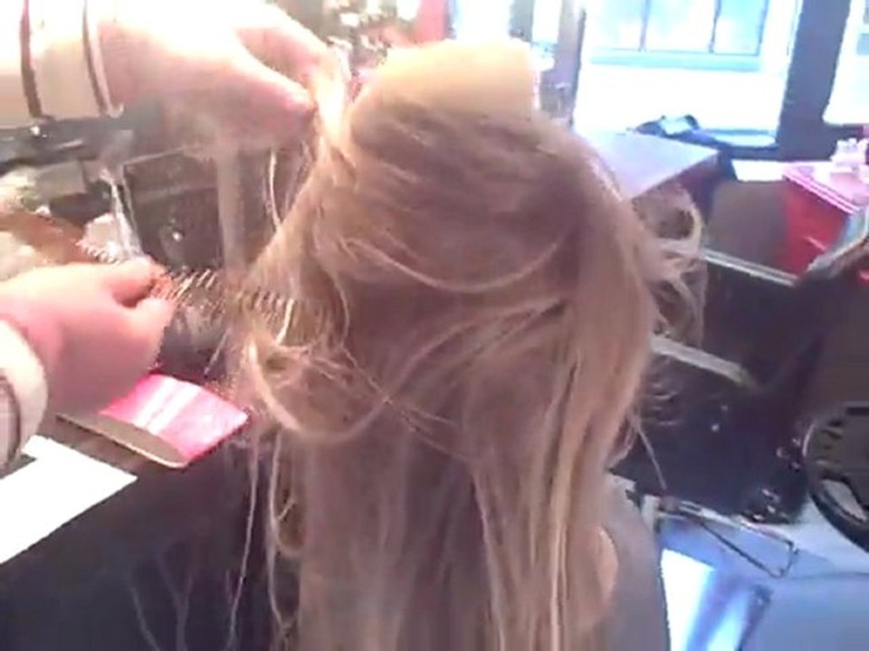 How to create the glam bun