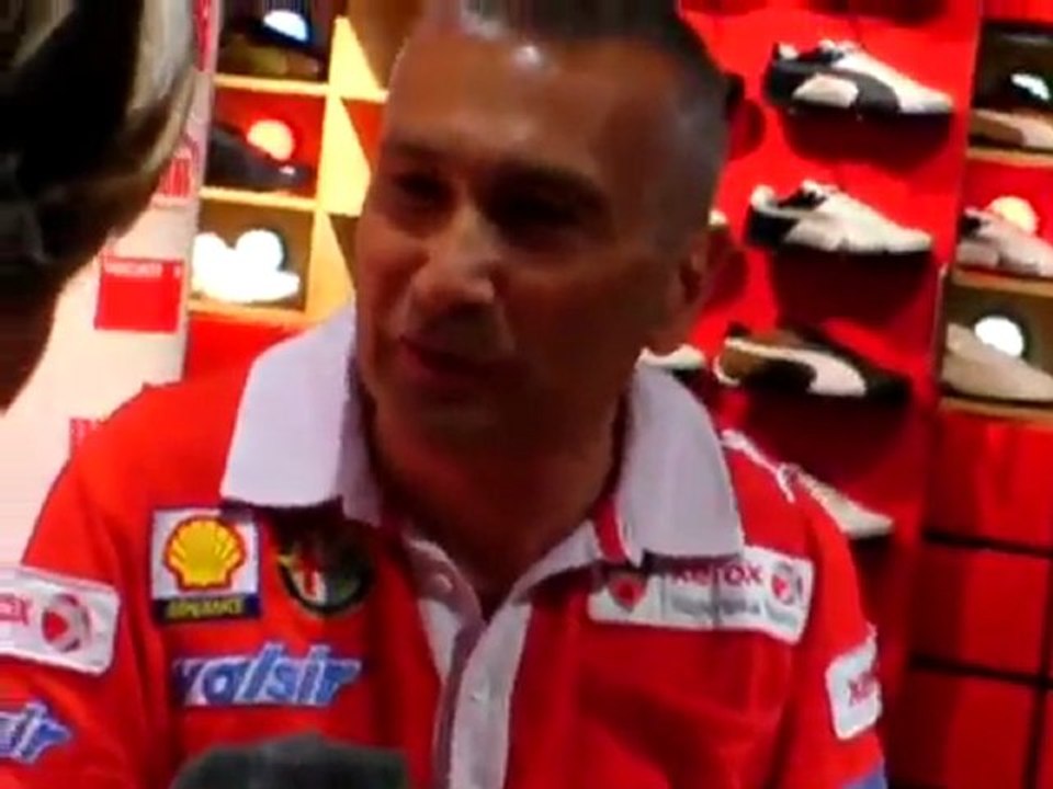MCN Sport: Ducati World Superbike team ride Carnaby Street
