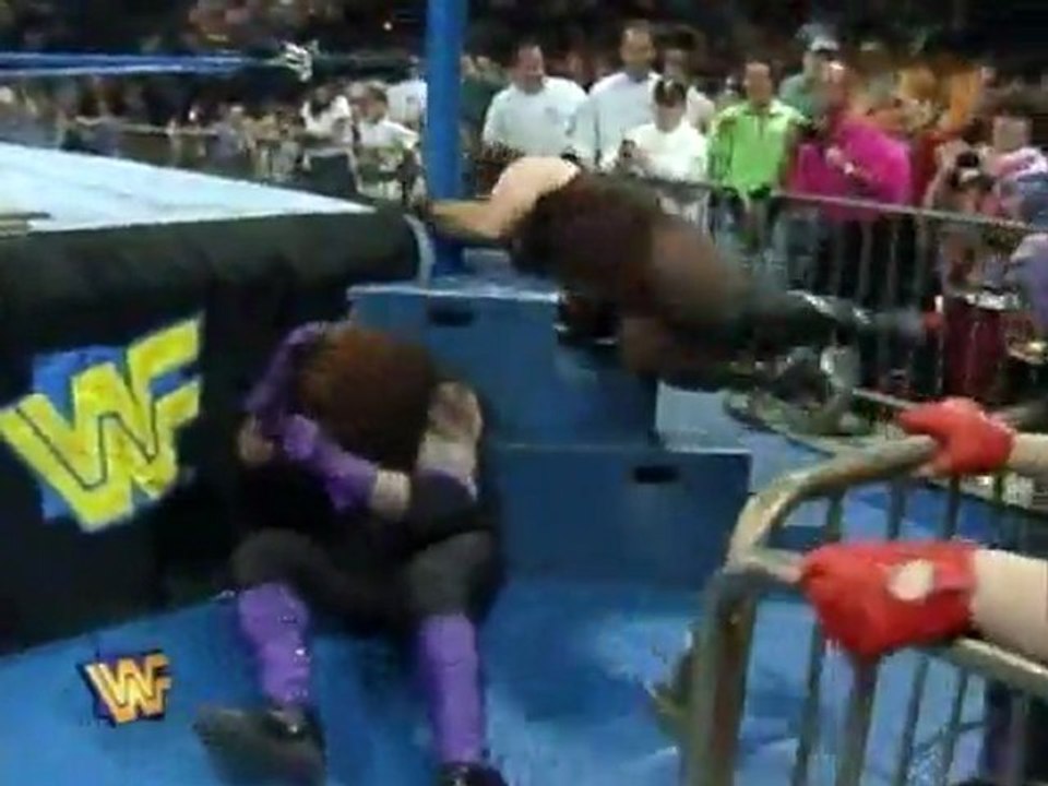 027. The Undertaker vs. Mankind (In Your House 11 1996, Buried Alive match)