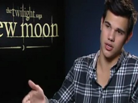 Taylor Lautner Talks Twilight: New Moon