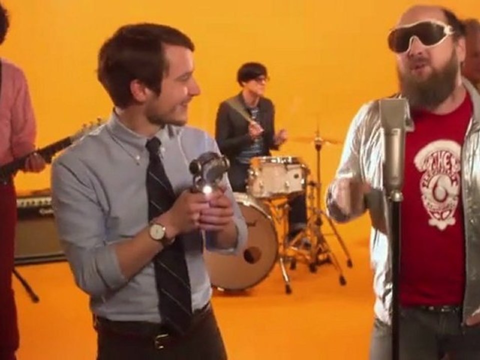 The Apples in stereo - Dance Floor - Video