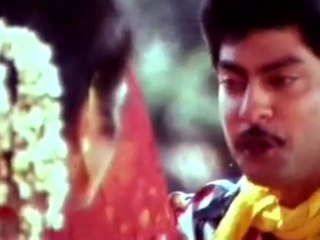 EN PONDATTI COLLECTOR - Jagapathi Babu Express His Love