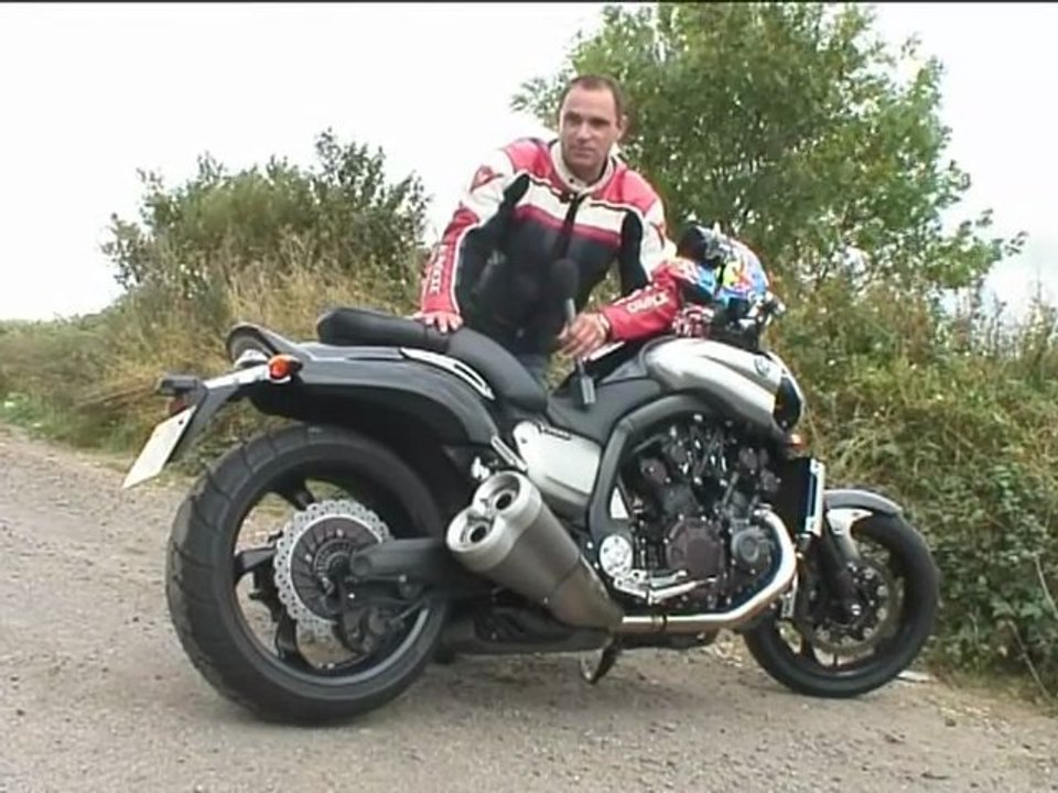 Yamaha Vmax 2 min guide