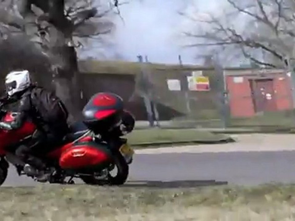 2010 Kawasaki Versys v BMW F650GS v Suzuki V-Strom