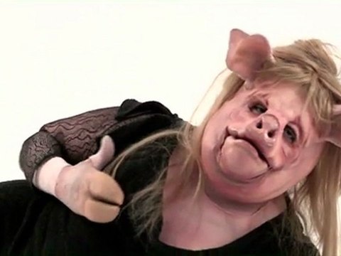 Truismes / La glamoure par Alfredo Arias