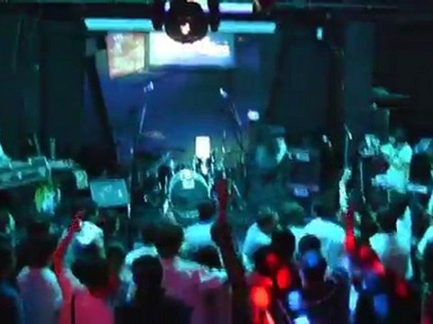 Ais Ezhel - İstanbul Hiphop Night Performansı @ Hiphoplife.com.tr