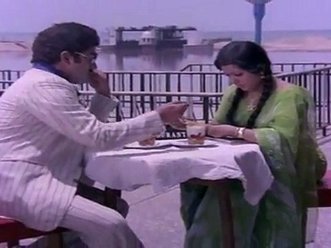 Erattai Manithan - Jai Ganesh Sumitra at Ice Cream Parlor