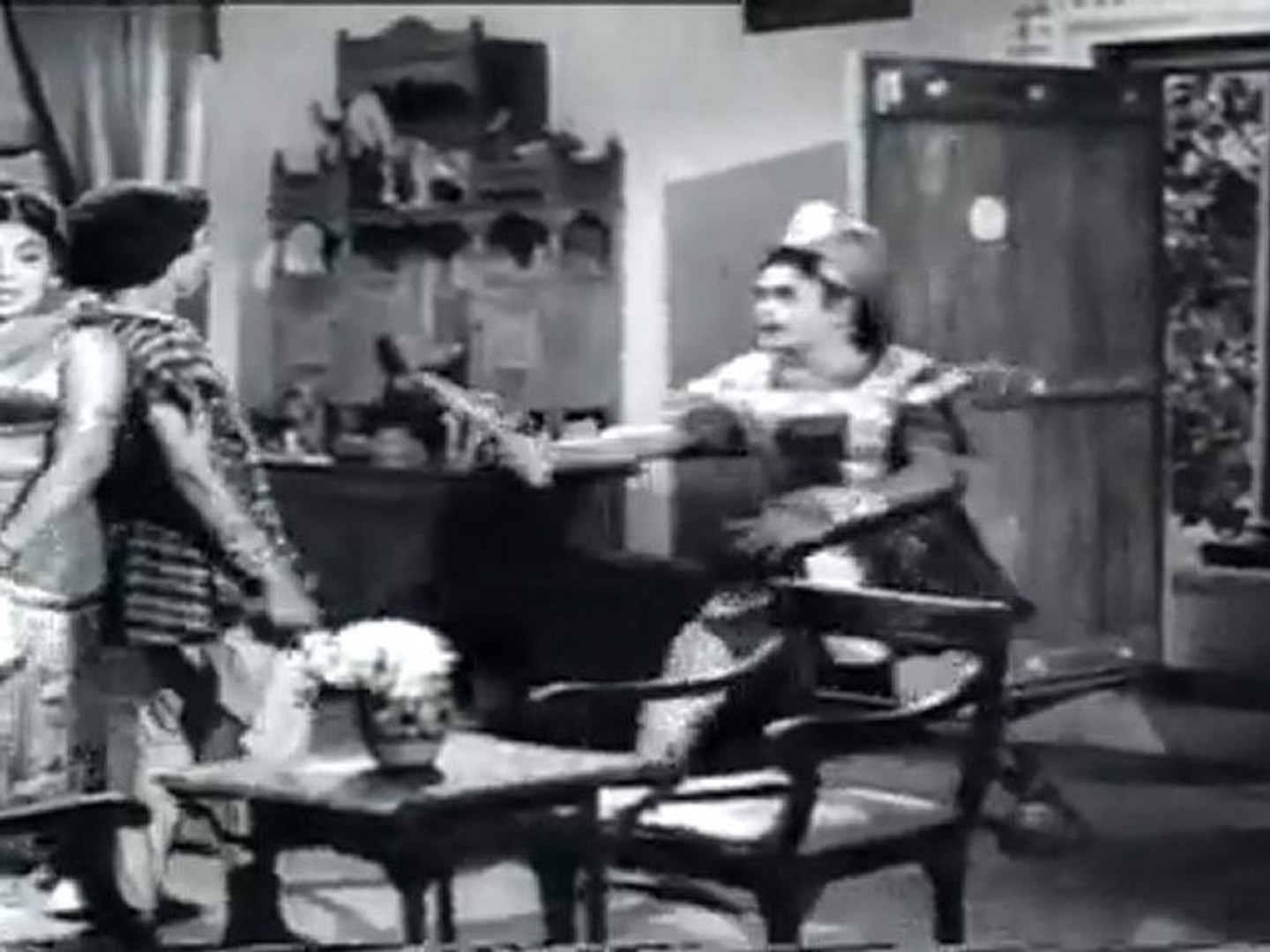 Mani Makutam - Romantic Comedy Scene