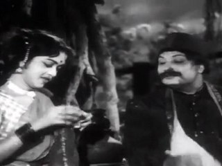 NEETHIKKUPIN PAASAM - MGR disguises Radha