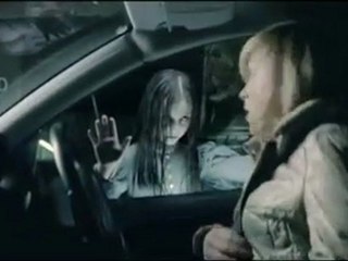 Publicité du Phone 4u Trop Effrayante : Bientôt Interdite en Europe 😱