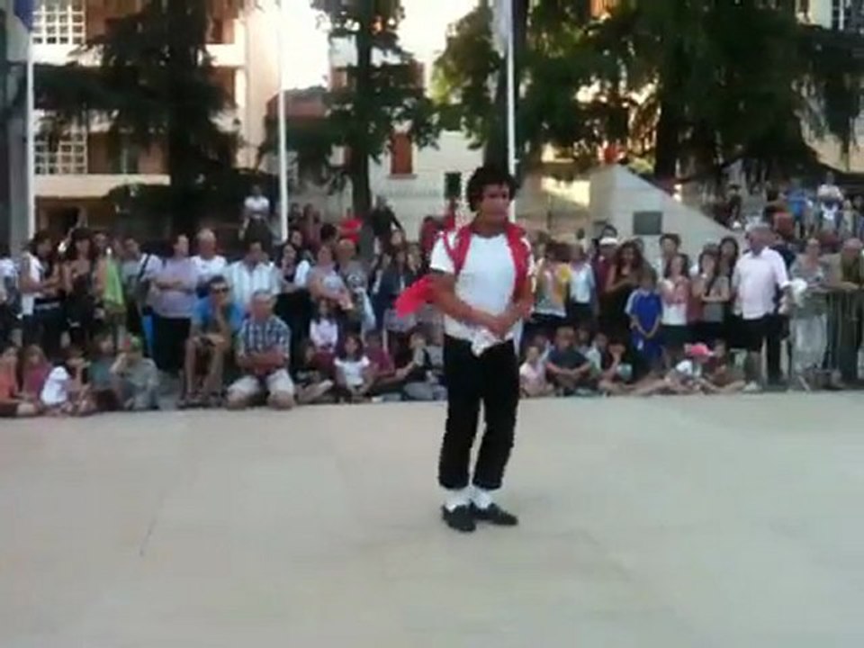 Danse Michael Jakson Par Laetitia Nanou Ochs Et Bono Jakson Gap
