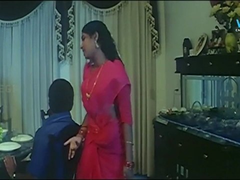 Ethu Konjam Puthusu - Suresh hates Thulasi