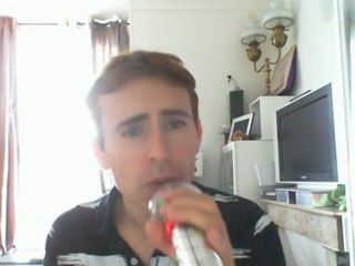 Wiwi égratigne "i'd rather be with you"