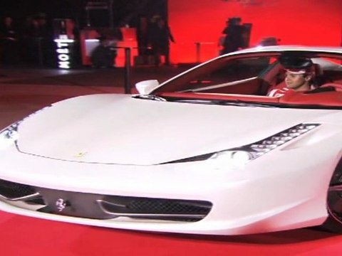 Autosital - Fernando Alonso et Felipe Massa présentent en avant-première japonaise la Ferrari 458 Spider