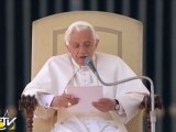Papa către pelerinii români: „Recitaţi cu crescândă devoţiune rugăciunea Sf. Rozariu”