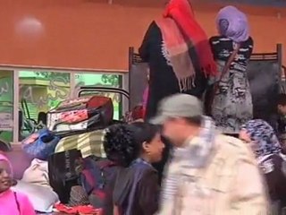 Jolie in Libya to help displaced