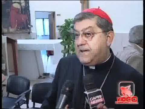 Napoli - Crescenzio Sepe parlando ai detenuti di Secondigliano 2