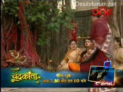 Woh Rehne Wali Mehlon Ki - 13th October 2011 - pt2