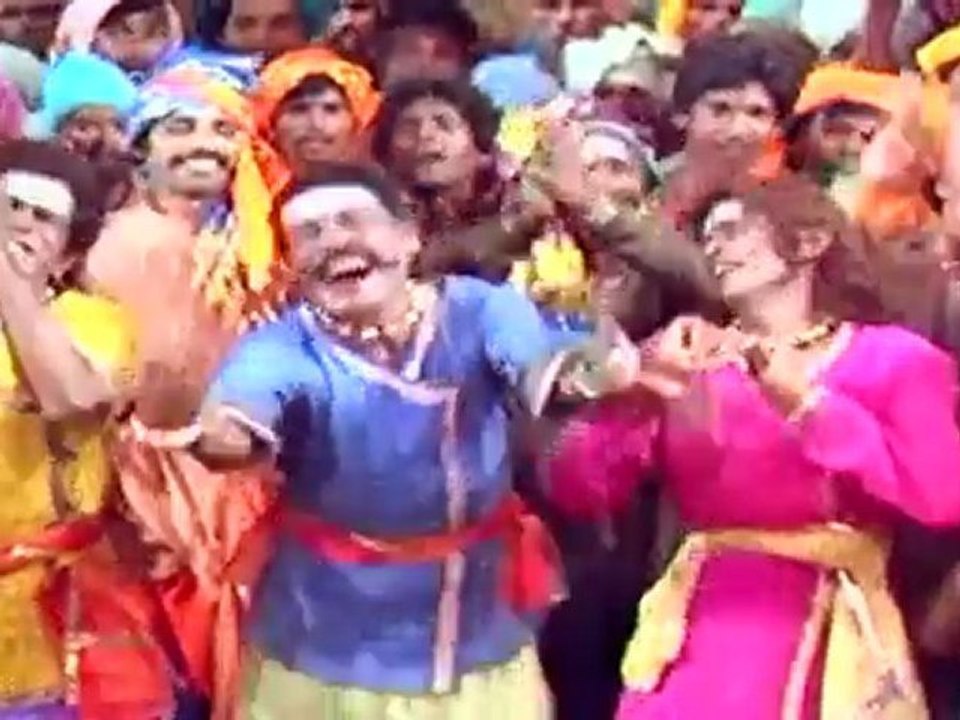 MAHASAKTHI MARIAMMAN-SCENE AND SONG 01.mov