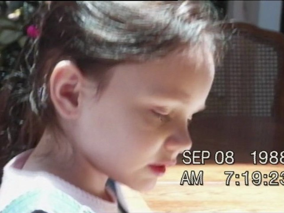 Paranormal Activity 3 : bande-annonce VF