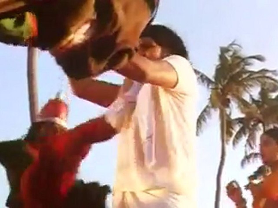 Ayya Vazhi - Hero and Heroine Around up By Soldiers