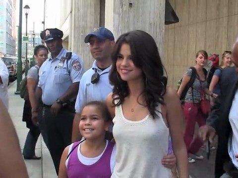 Demi Lovato: 'Selena Gomez cried over my rehab'