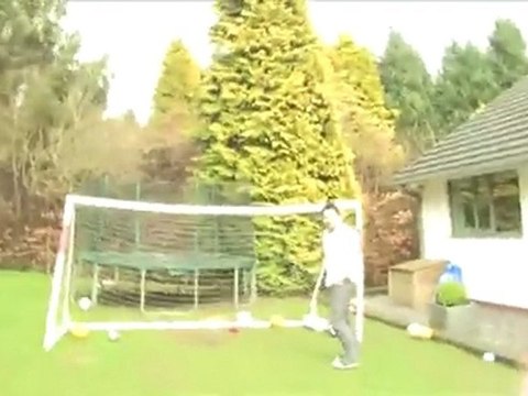 Robbie Savage v Lee Phelps Shootout