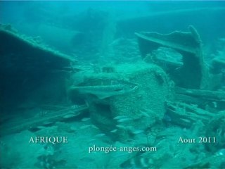 PLONGEE SUR L AFRIQUE: DES CHAUDIERES A L ETRAVE