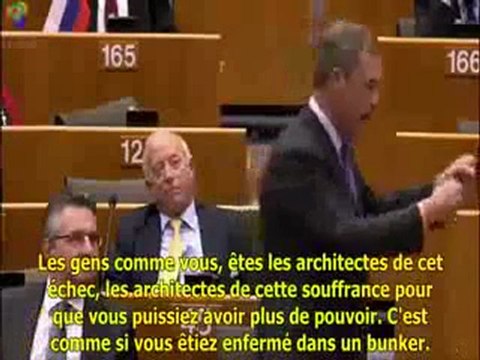 Nigel Farage clash Mr barraso au parlement européen et propose une nouvelle idee pour augmenter le Fonds Européen de Solidarité Financière - octobre 2011