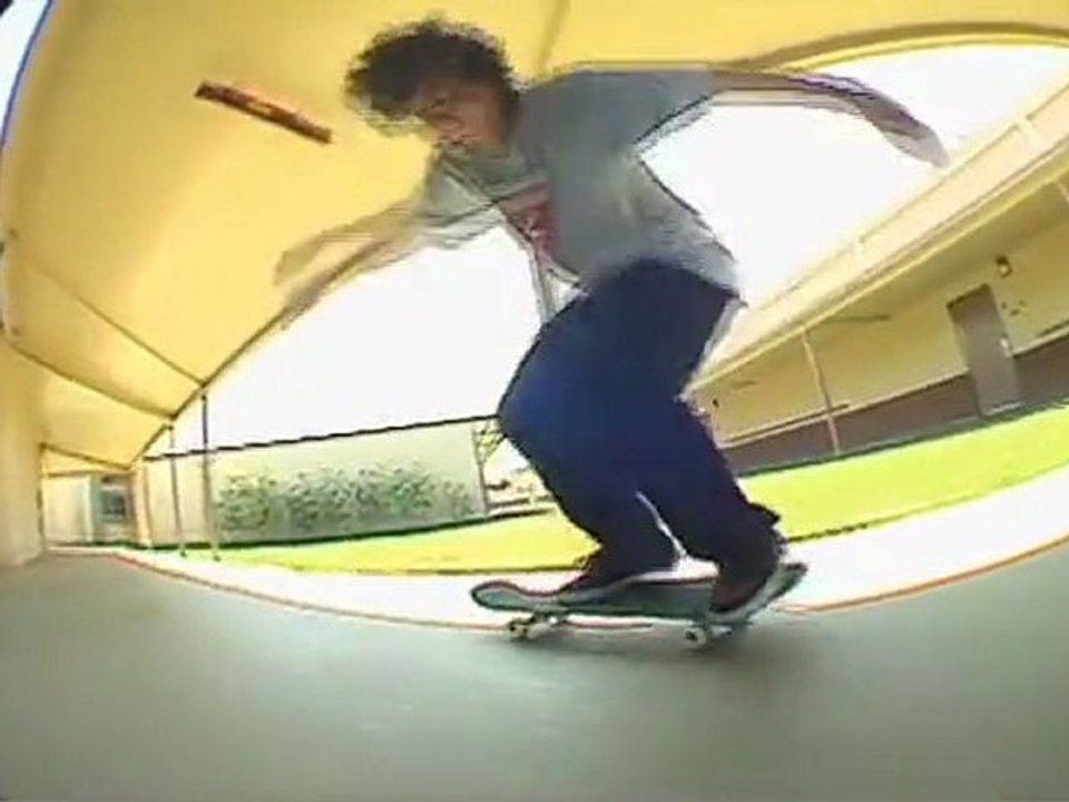 BONES MO' MONDAYS - TRENT McCLUNG - Ceramic Bearings 18.99$ - BestSkateBearings.com
