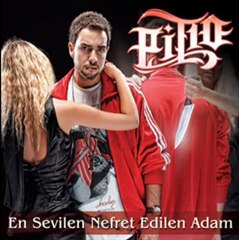 Pit10 - En Sevilen Nefret Edilen Adam
