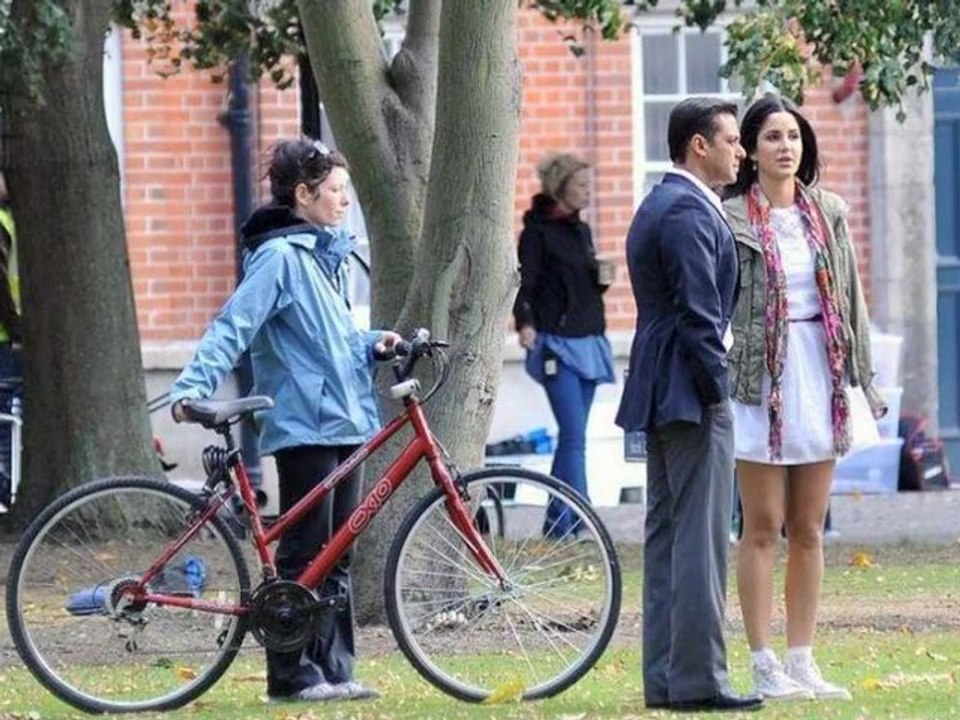 Salman Khan's Ek Tha Tiger To Release On Eid 2012! - Hot News