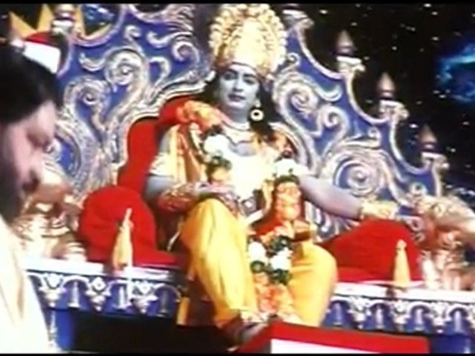 AYYA VAZHI-SCENE 21.mov