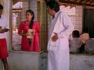 Rajavin Parvaiyeli - Vadivelu Venniradai Murthy Teacher Comedy