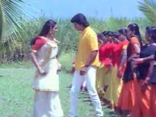 Kumi Kumi (Rajavin Parvaiyile)