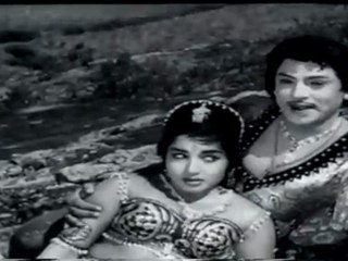 Adavan Uthithan (Mani Makutam)