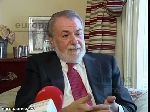 Mayor Oreja cree que ETA ha pactado con Zapatero