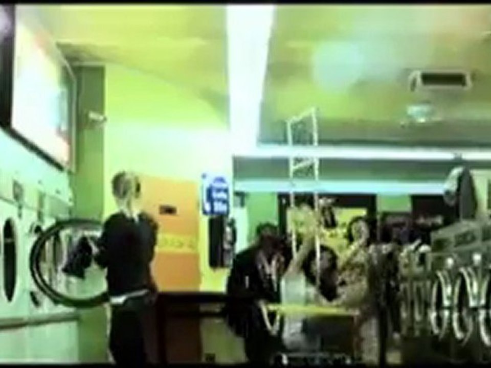 Flo Rida - Club Can't Handle Me ft. David Guetta