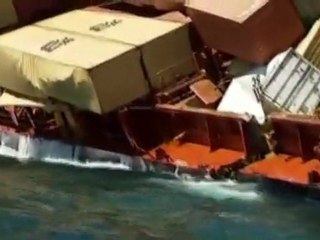 Crews race to save ship off Kiwi coast