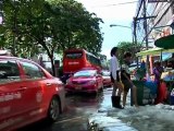 Floods affect Bangkok businessses