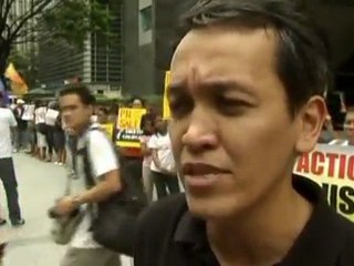 Filipinos protest inequality