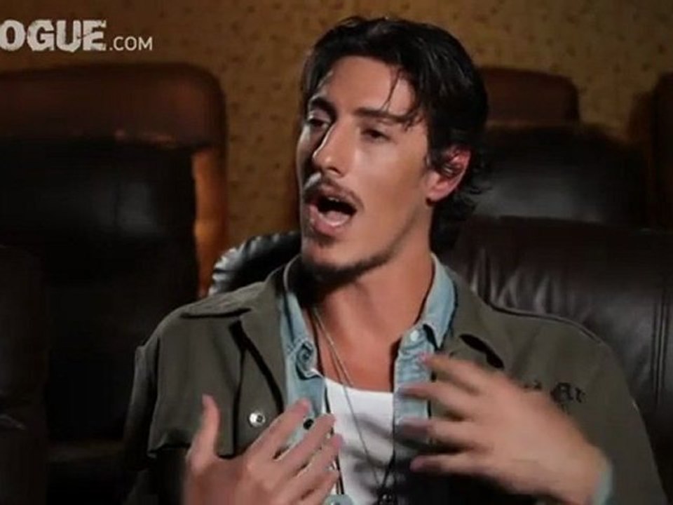 Skyline - Clip Eric Balfour Spotlight II