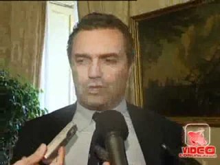 Napoli - De Magistris attacca l'ANM per difendere Narducci